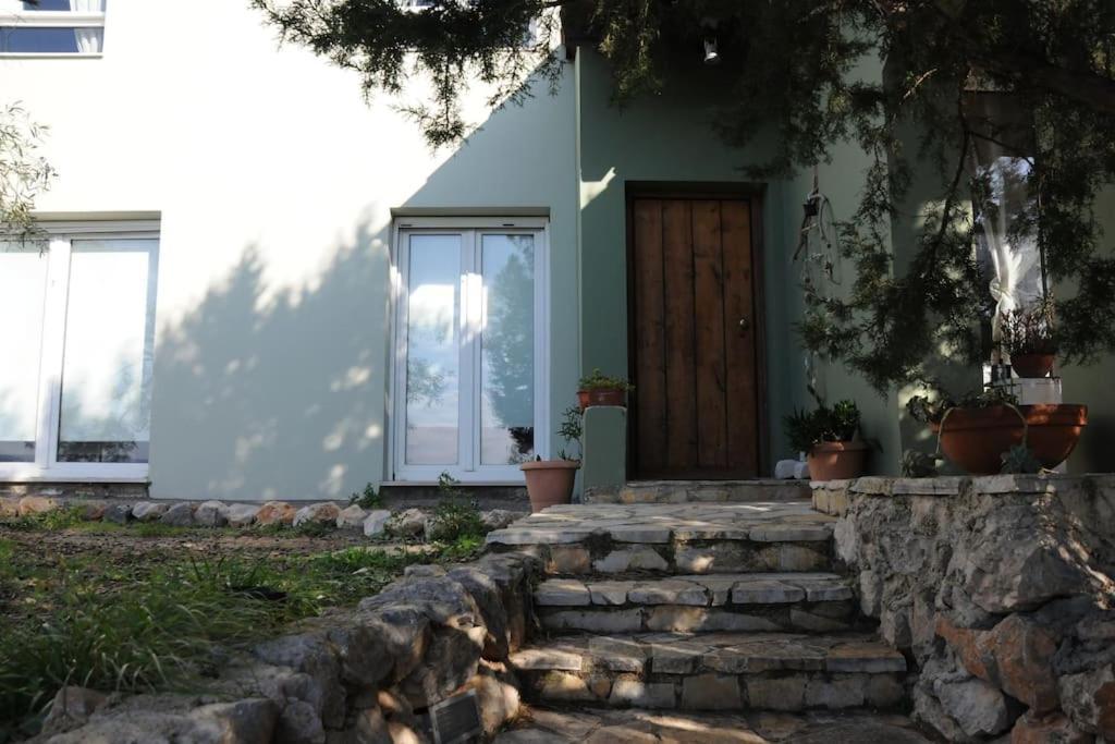 Melolia Estate Apartment Thebes Exterior photo